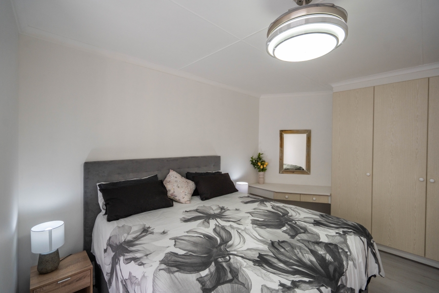 6 Bedroom Property for Sale in Royal Alfred Marina Eastern Cape